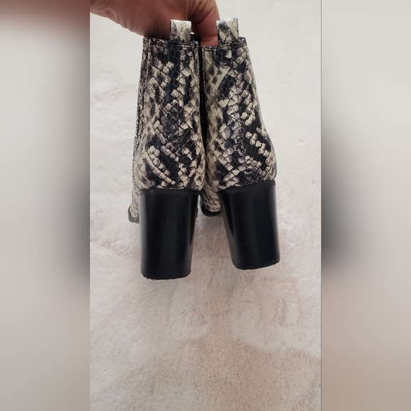 Marc Fisher snake print booties - Picture 6 of 10
